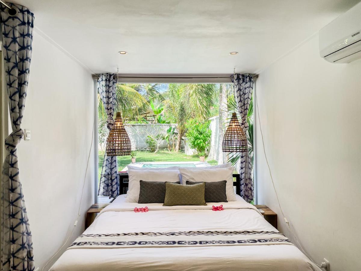 Villa Kotak Surfers Escape Reopening Rates Apply Now Selong Blanak Exterior foto