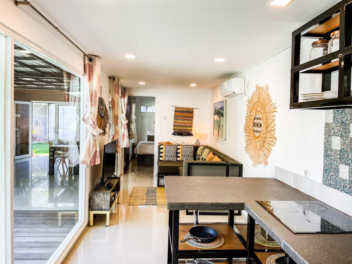 Villa Kotak Surfers Escape Reopening Rates Apply Now Selong Blanak Exterior foto